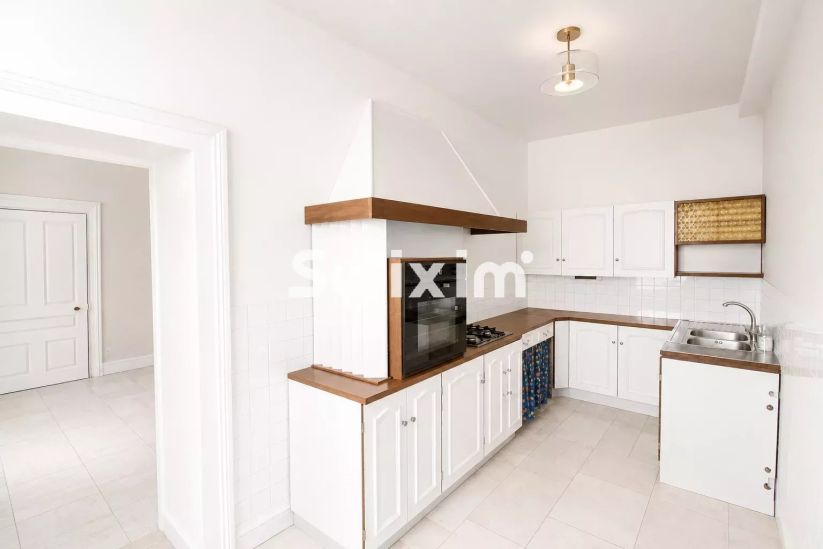 Sale Building Saint-Amour 13&nbsp;Rooms 278.53&nbsp;m²