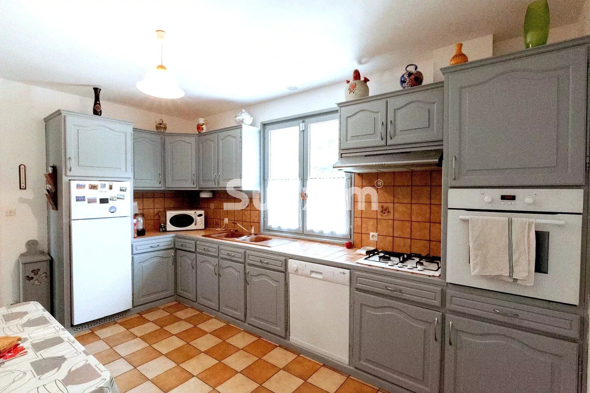 haus 5 Zimmer zum verkauf auf Beautiran (33640)