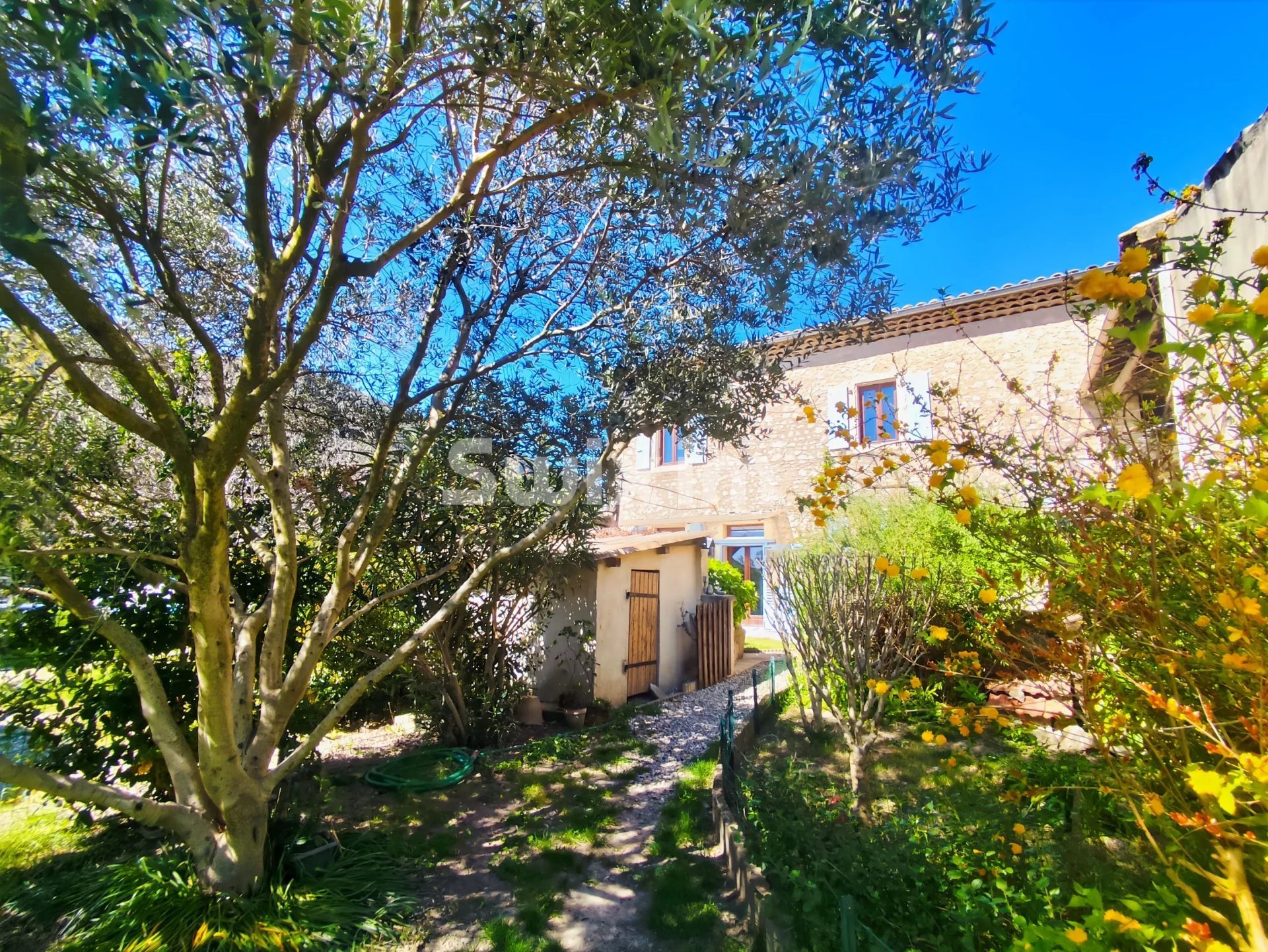 house 6 Rooms for sale on Viviers (07220)