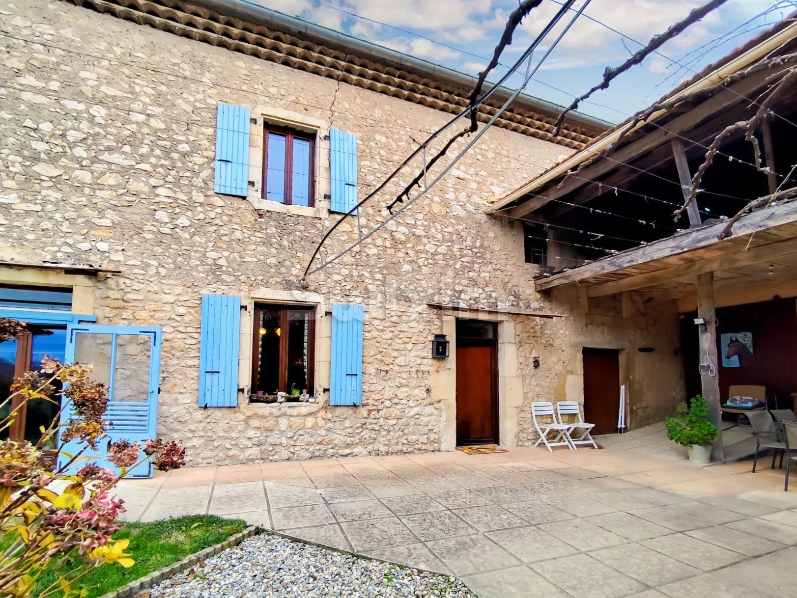 casa 6 Salas en venta en Viviers (07220)
