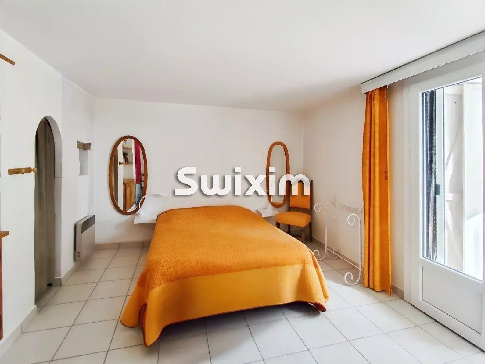 house 10 Rooms for sale on Saint-Montan (07220)