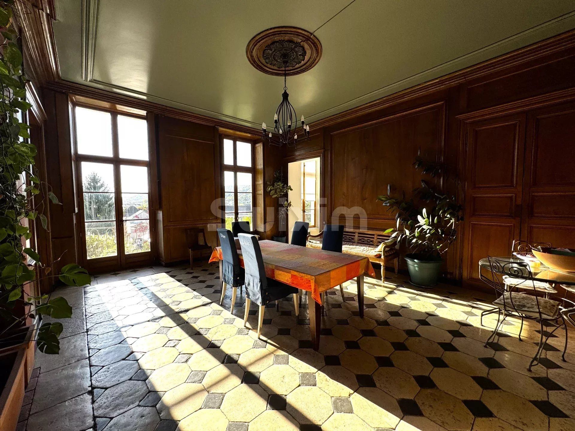 maison 18 Pièces en vente sur Montbard (21500)