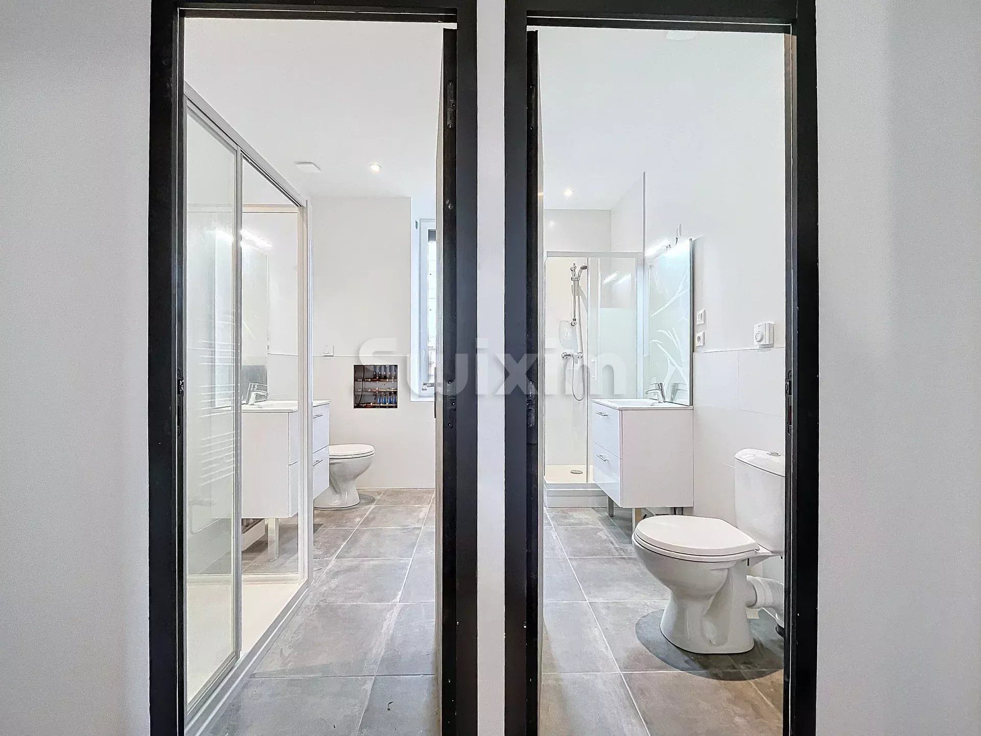 apartment 9 Rooms for rent on Saint-Genis-Laval (69230)