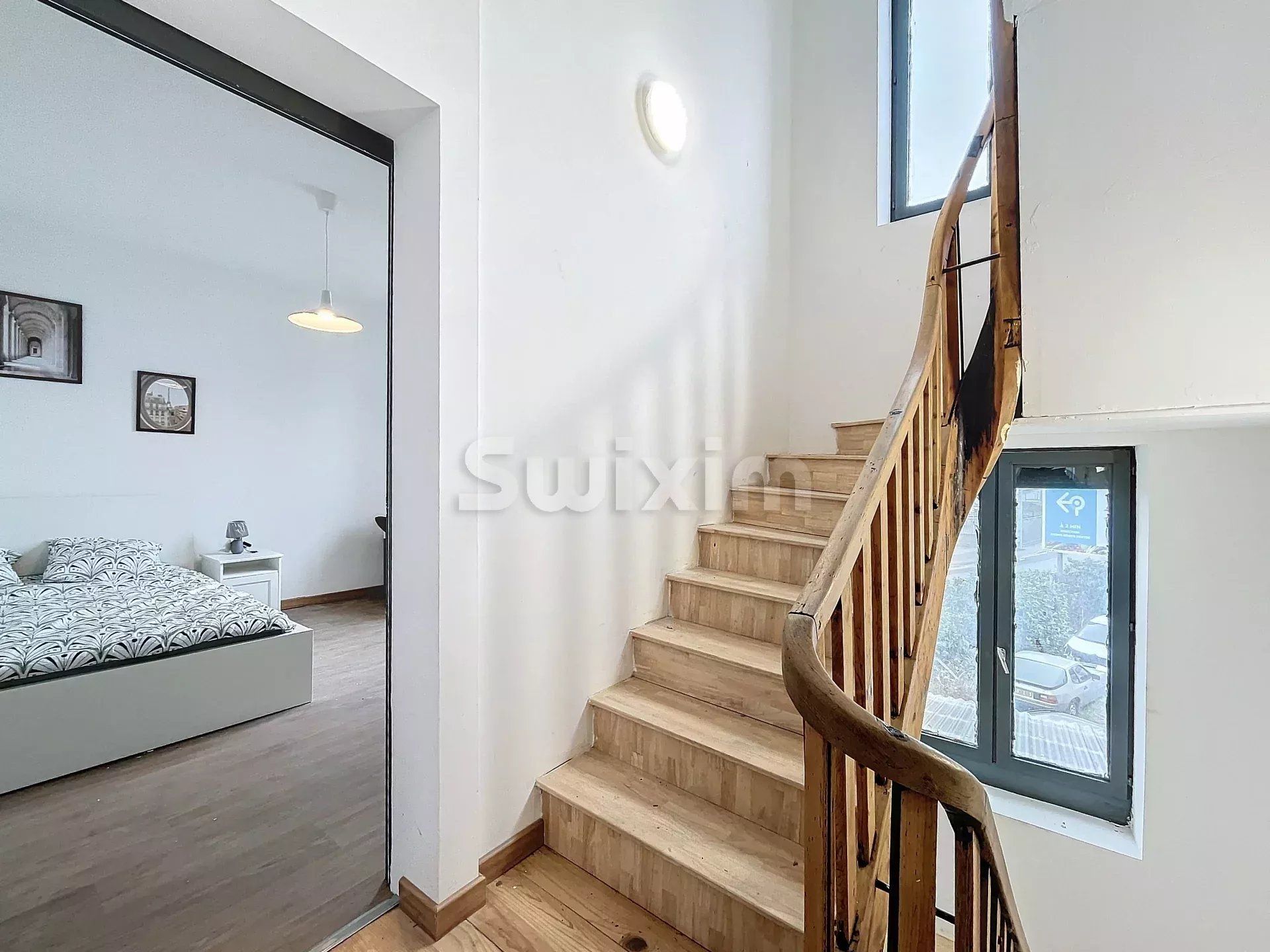 apartment 9 Rooms for rent on Saint-Genis-Laval (69230)