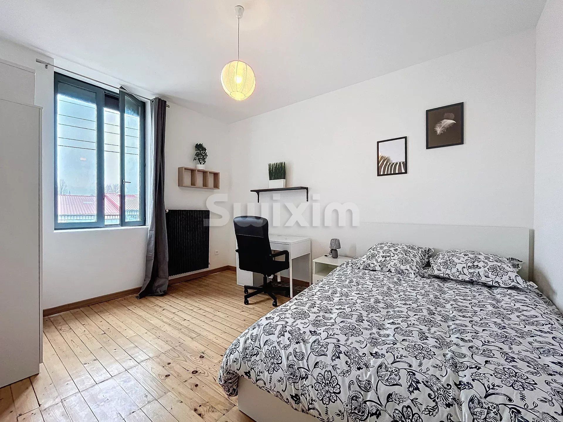 apartment 9 Rooms for rent on Saint-Genis-Laval (69230)