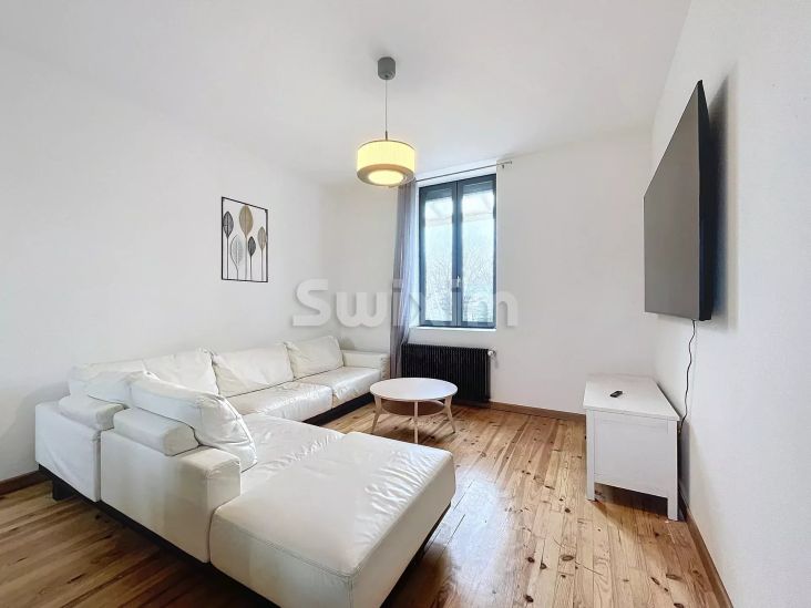 Rental Apartment Saint-Genis-Laval 9 Rooms 210 m²