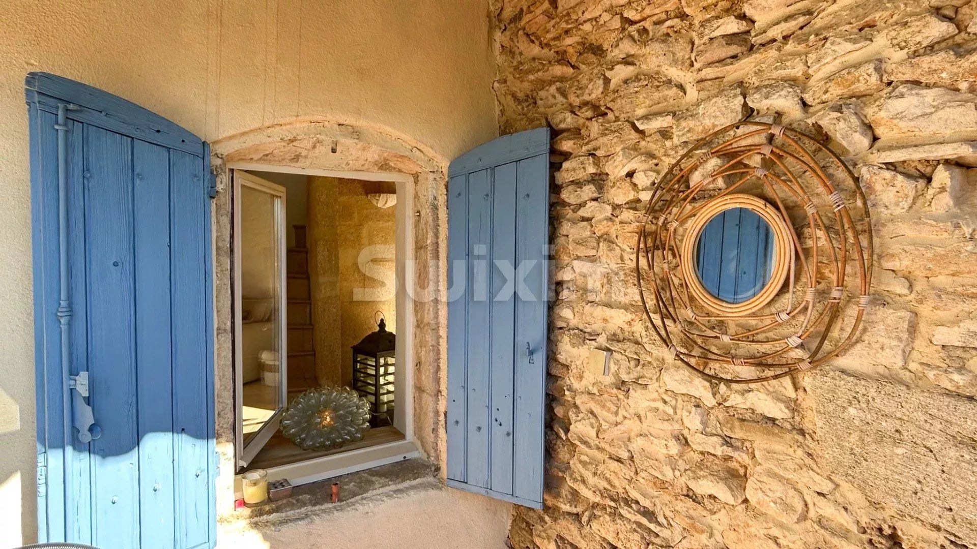 house 5 Rooms for sale on Saint-Maximin (30700)