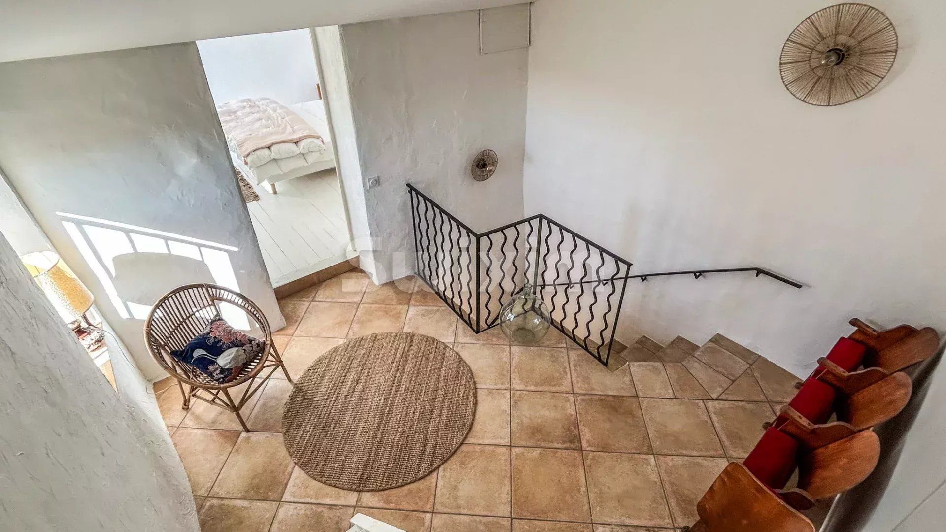 house 5 Rooms for sale on Saint-Maximin (30700)