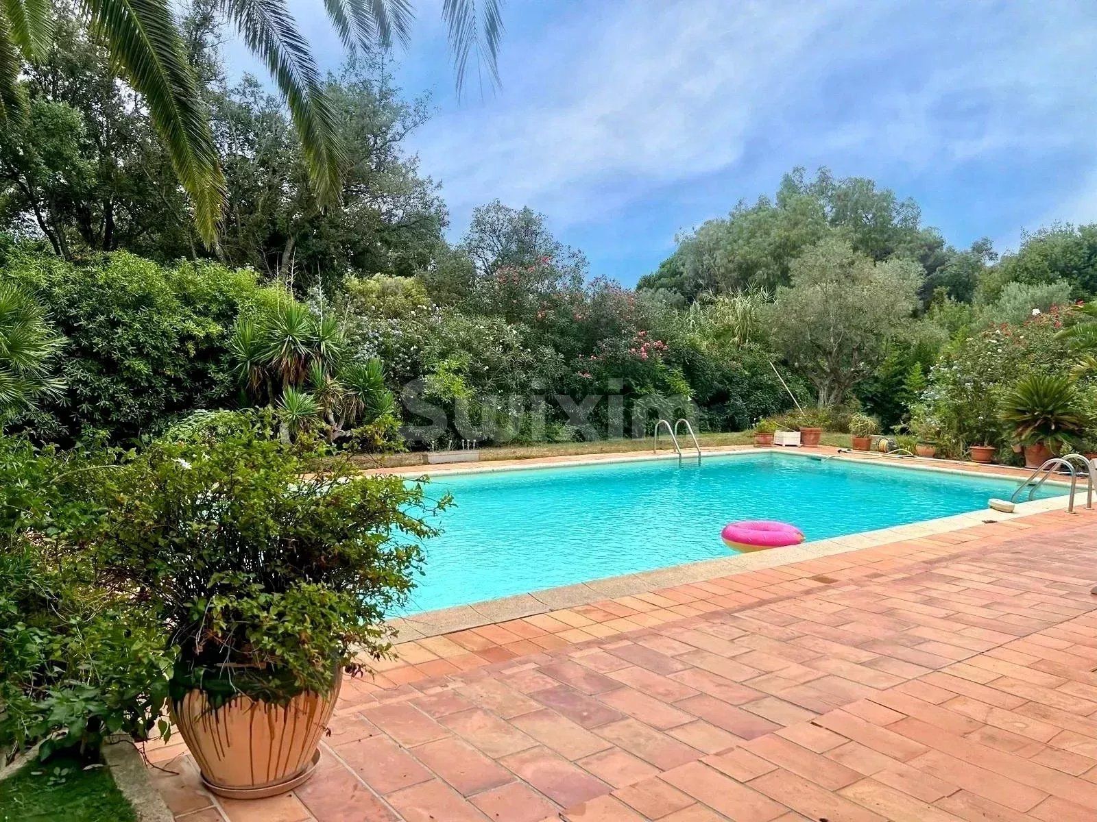 maison 5 Pièces en vente sur Saint-Tropez (83990)