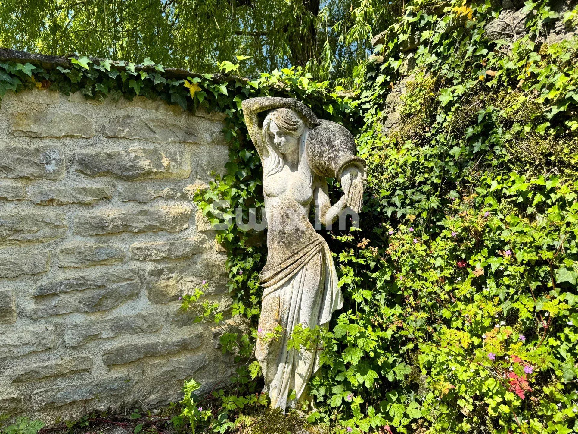 casa 7 Camere in vendita su Montbard (21500)