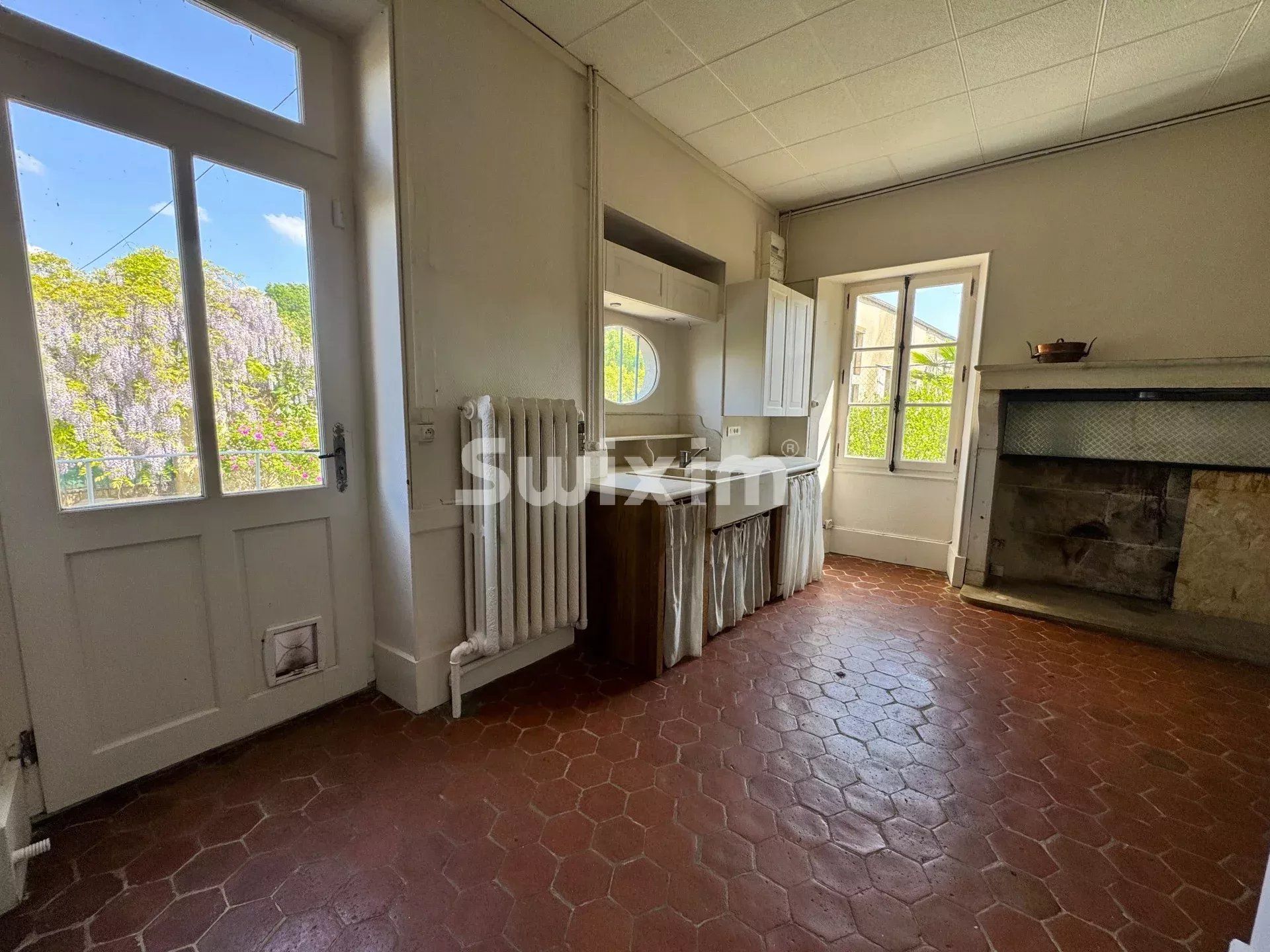 casa 7 Camere in vendita su Montbard (21500)