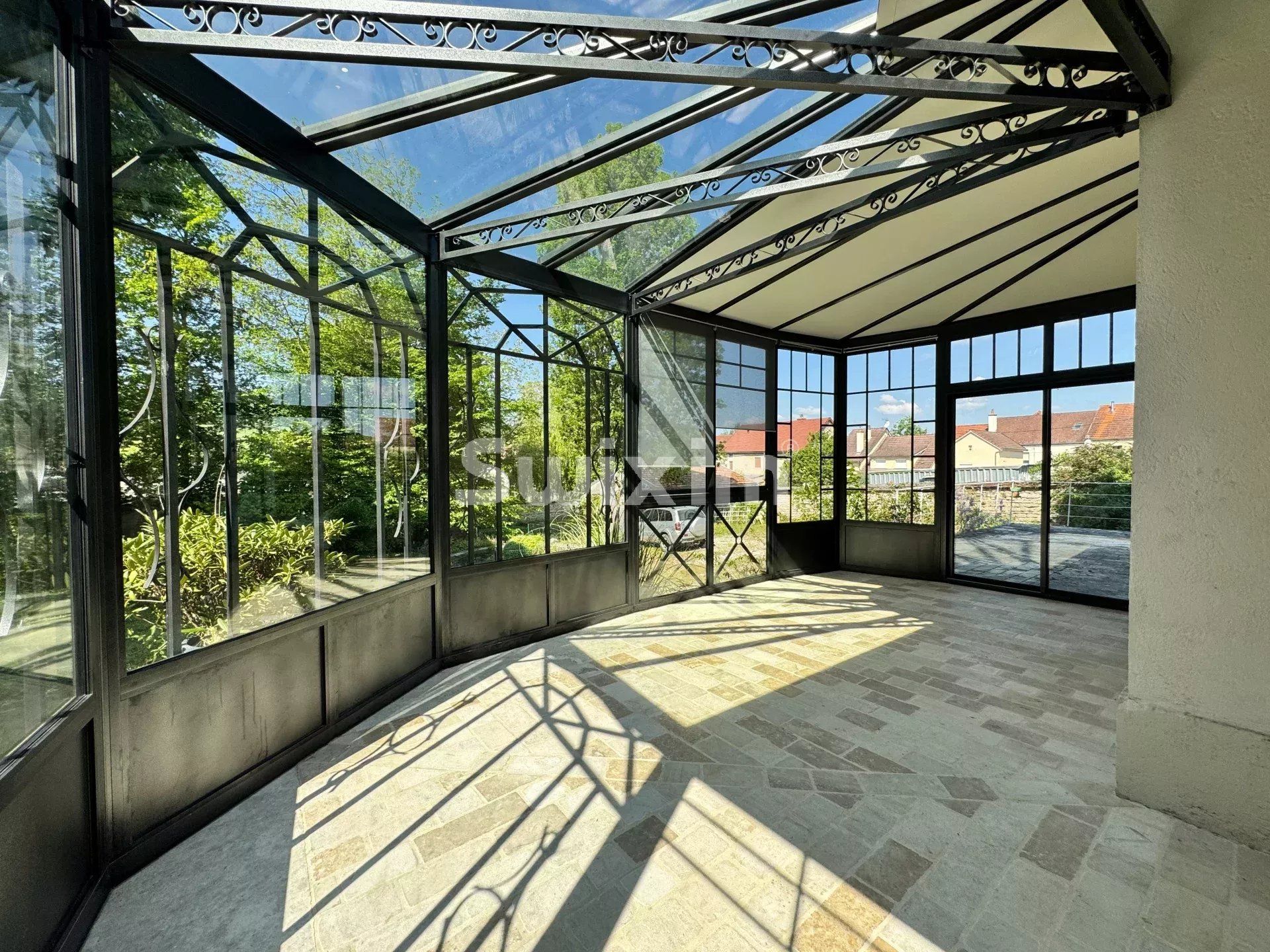 casa 7 Camere in vendita su Montbard (21500)