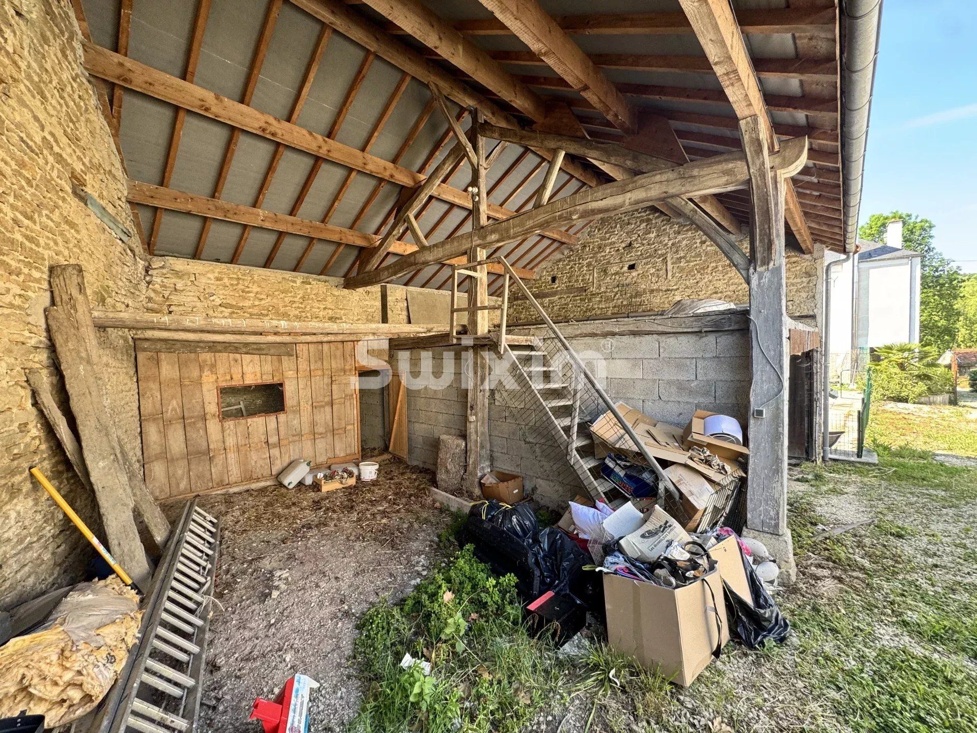 casa 7 Camere in vendita su Montbard (21500)