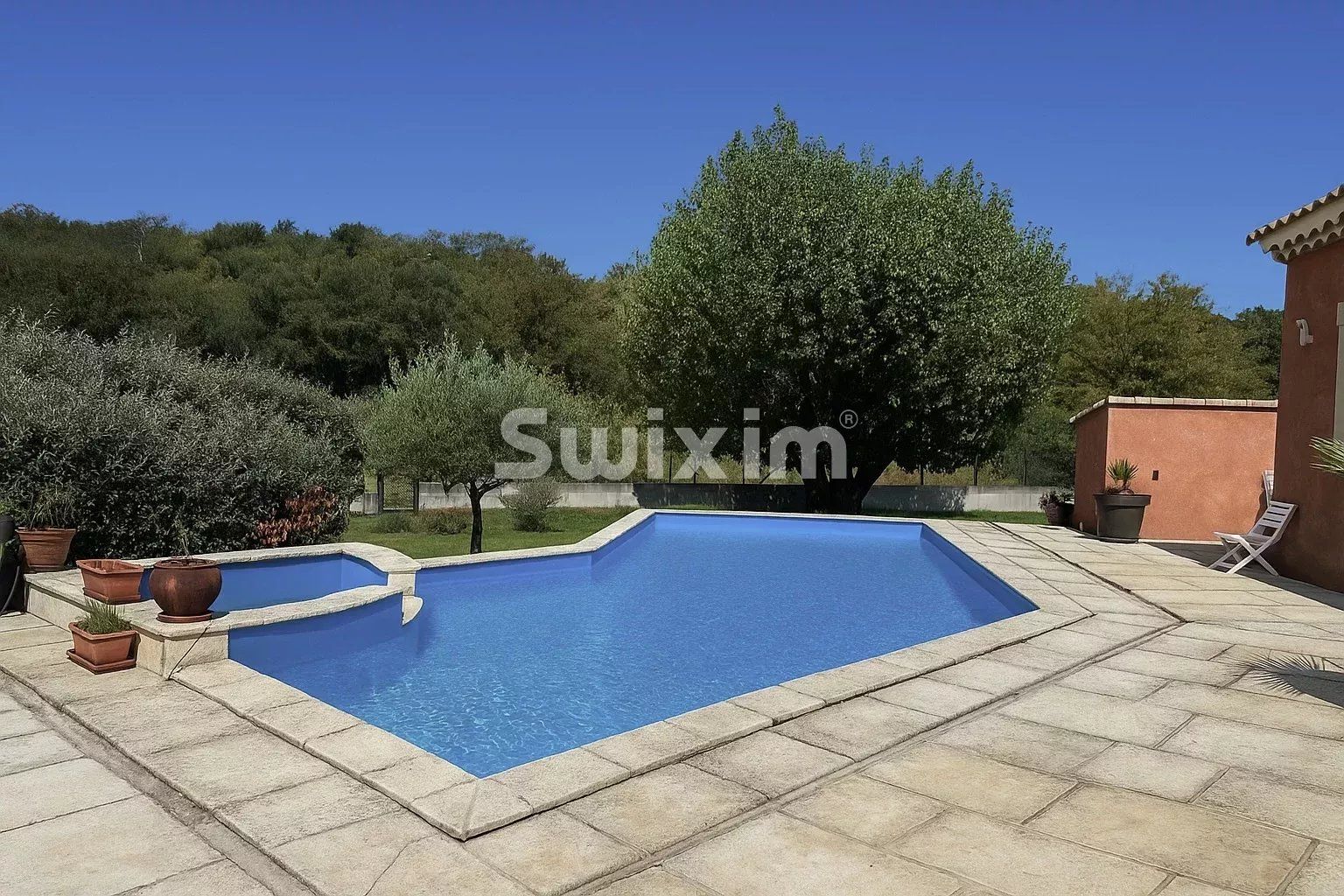 casa 8 Camere in vendita su Saint-Paul-Trois-Châteaux (26130)