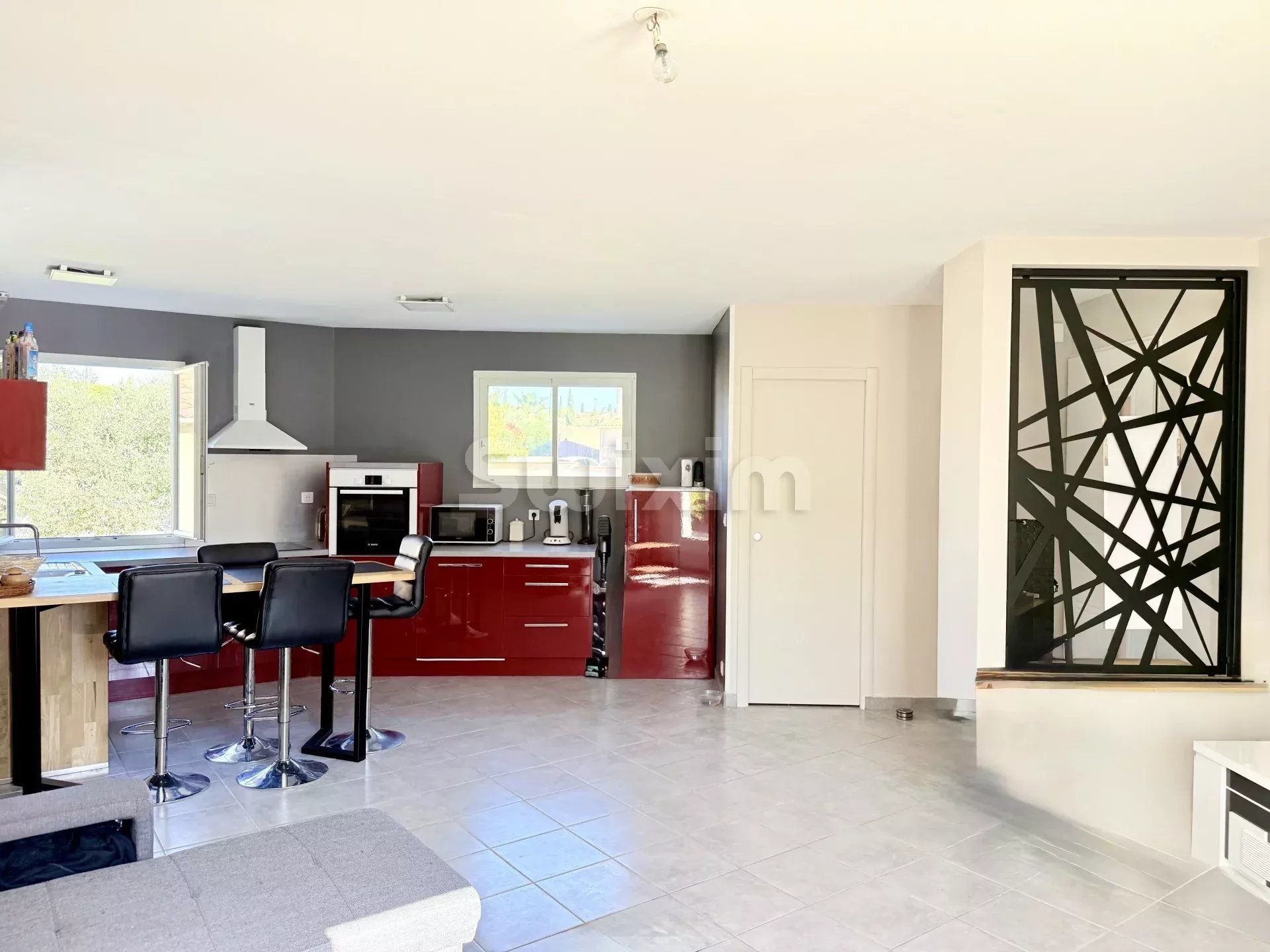 maison 8 Pièces en vente sur Saint-Paul-Trois-Châteaux (26130)
