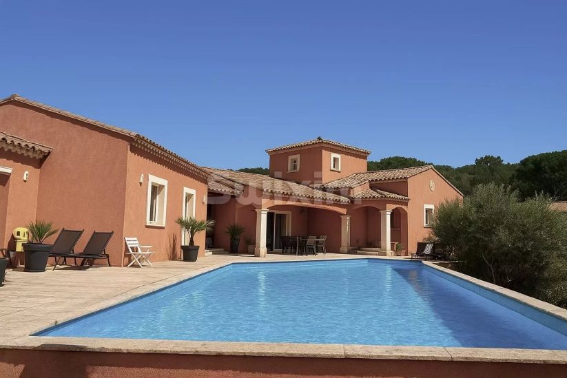 Vente Maison Saint-Paul-Trois-Châteaux 8 Pièces 219 m²