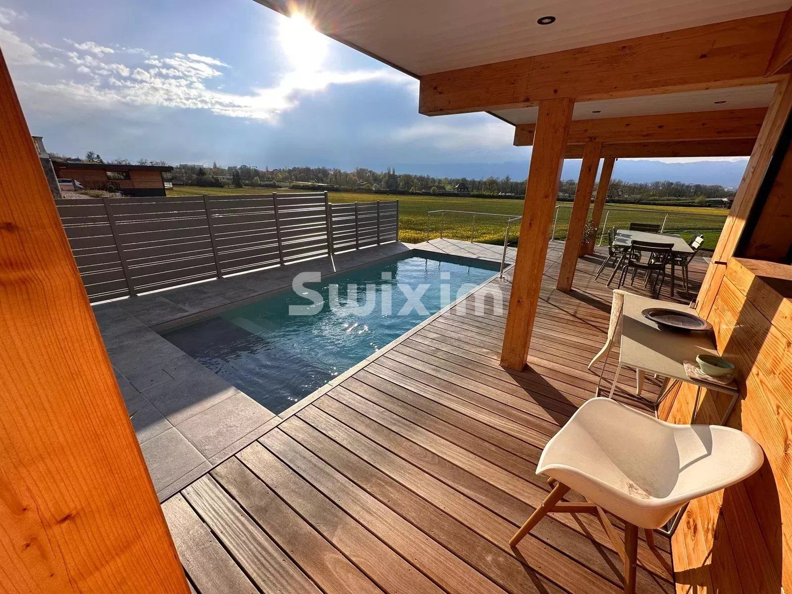 house 7 Rooms for sale on Bossey (74160)