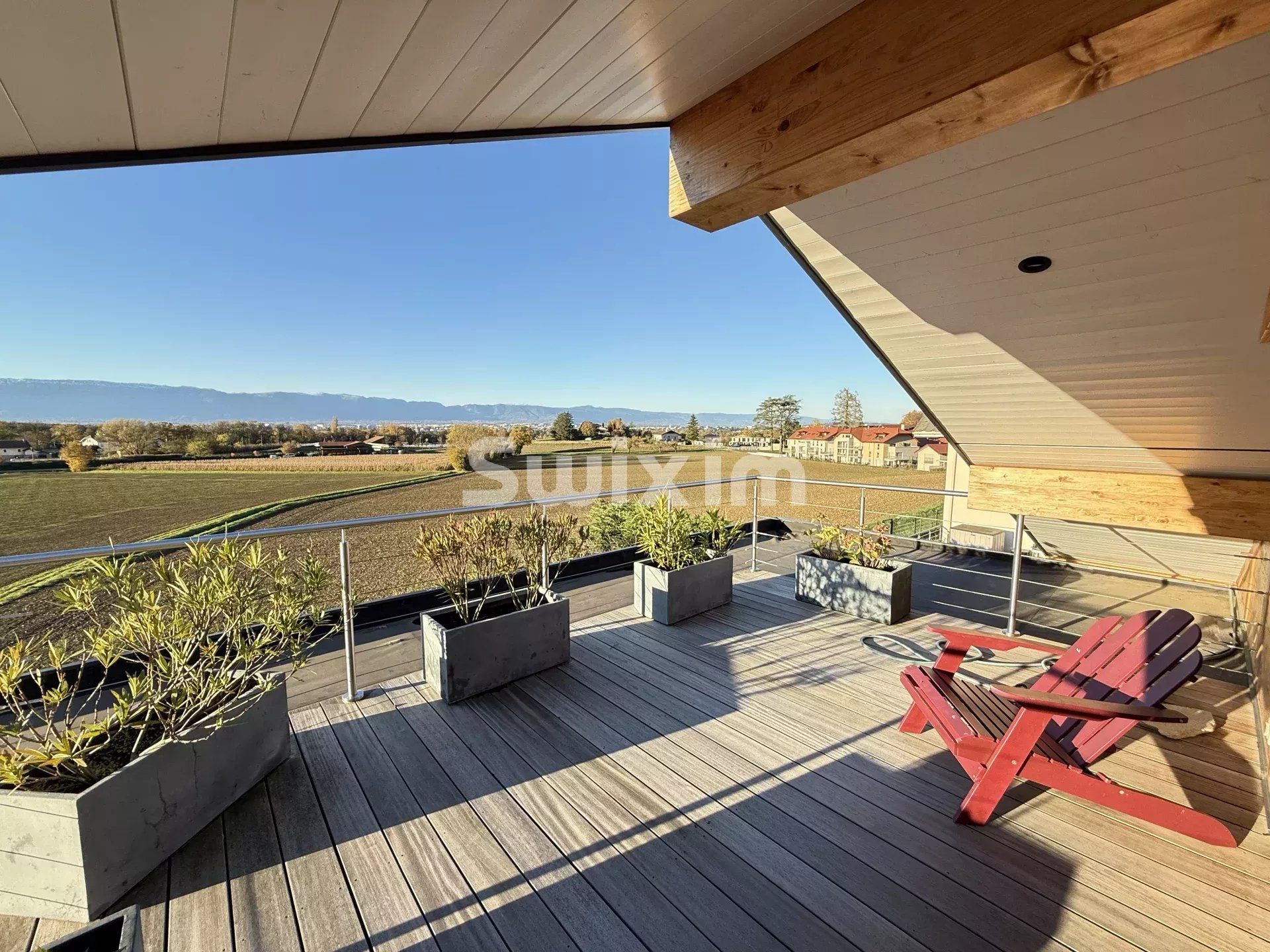 house 7 Rooms for sale on Bossey (74160)