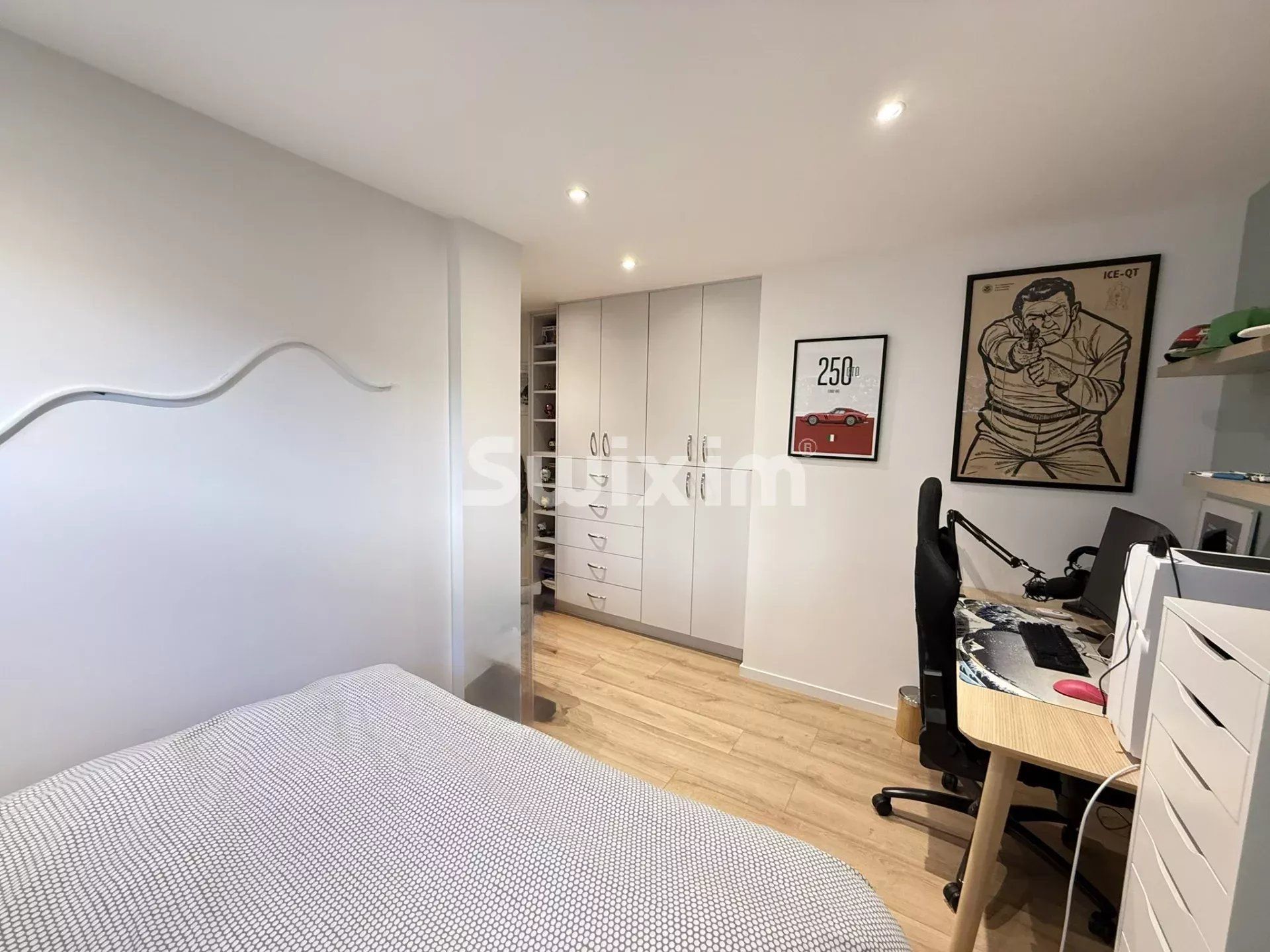 house 7 Rooms for sale on Bossey (74160)