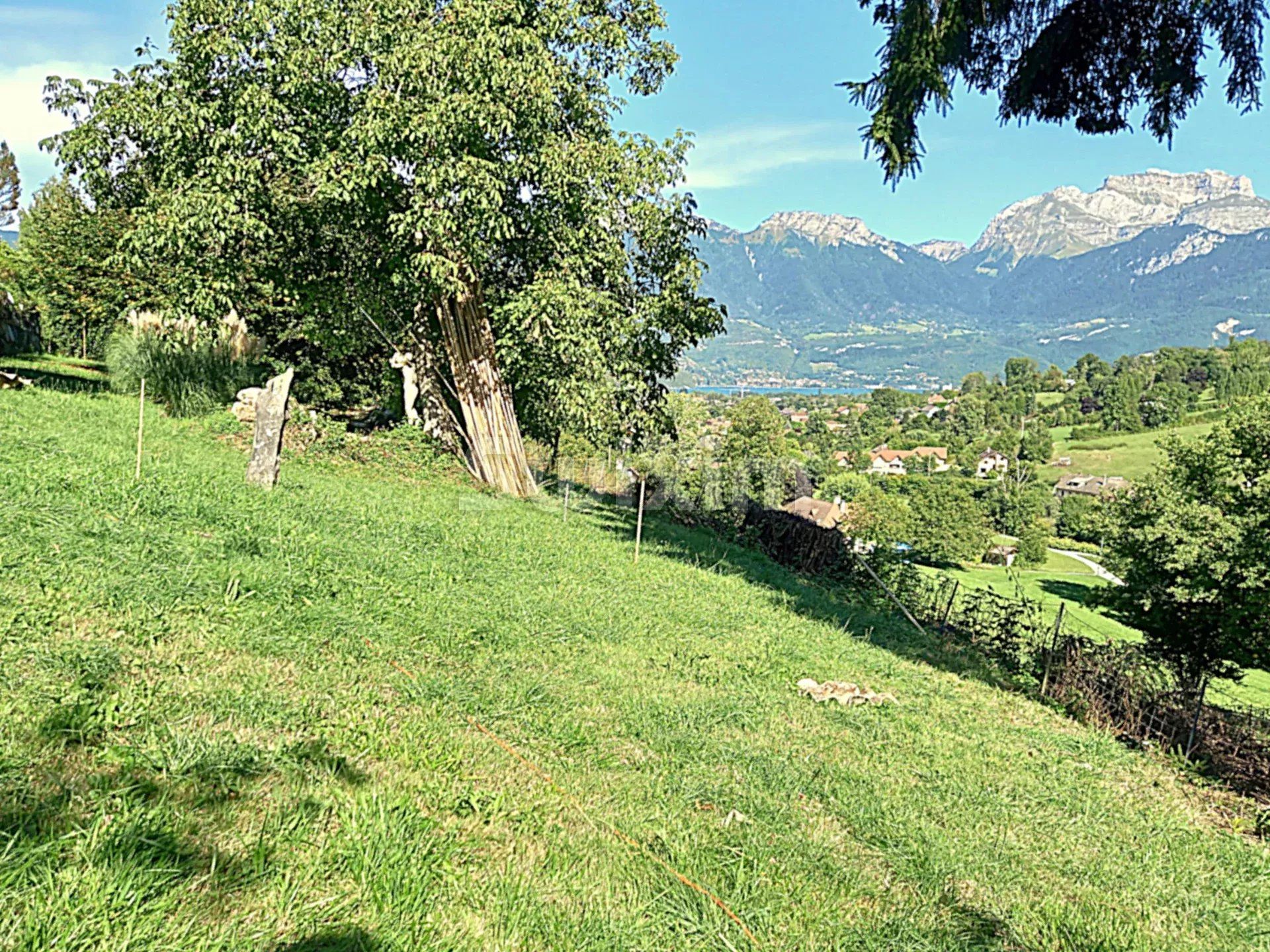 terrain à bâtir en vente sur Saint-Jorioz (74410)