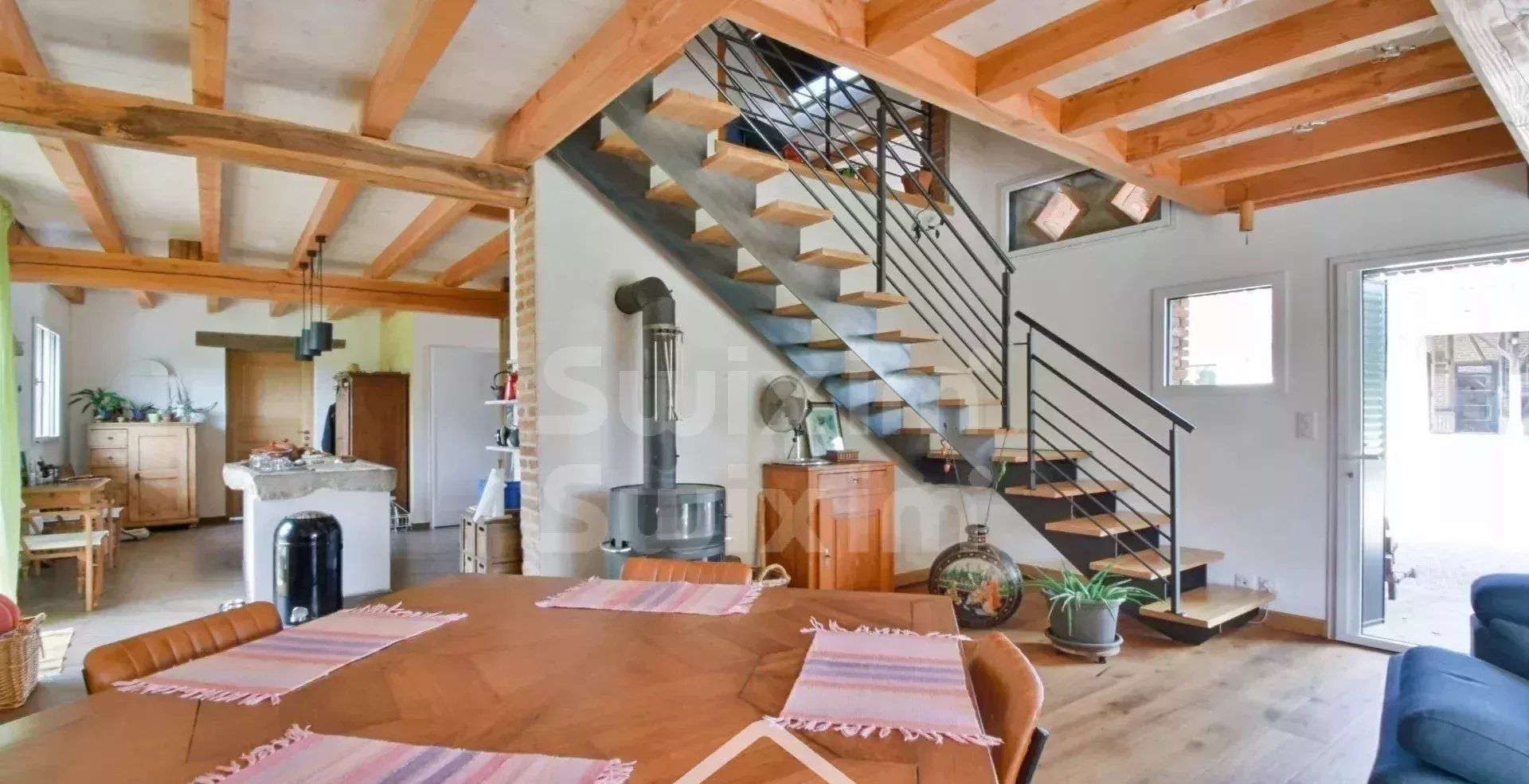 propriété 12 Pièces en vente sur Lons-le-Saunier (39000)