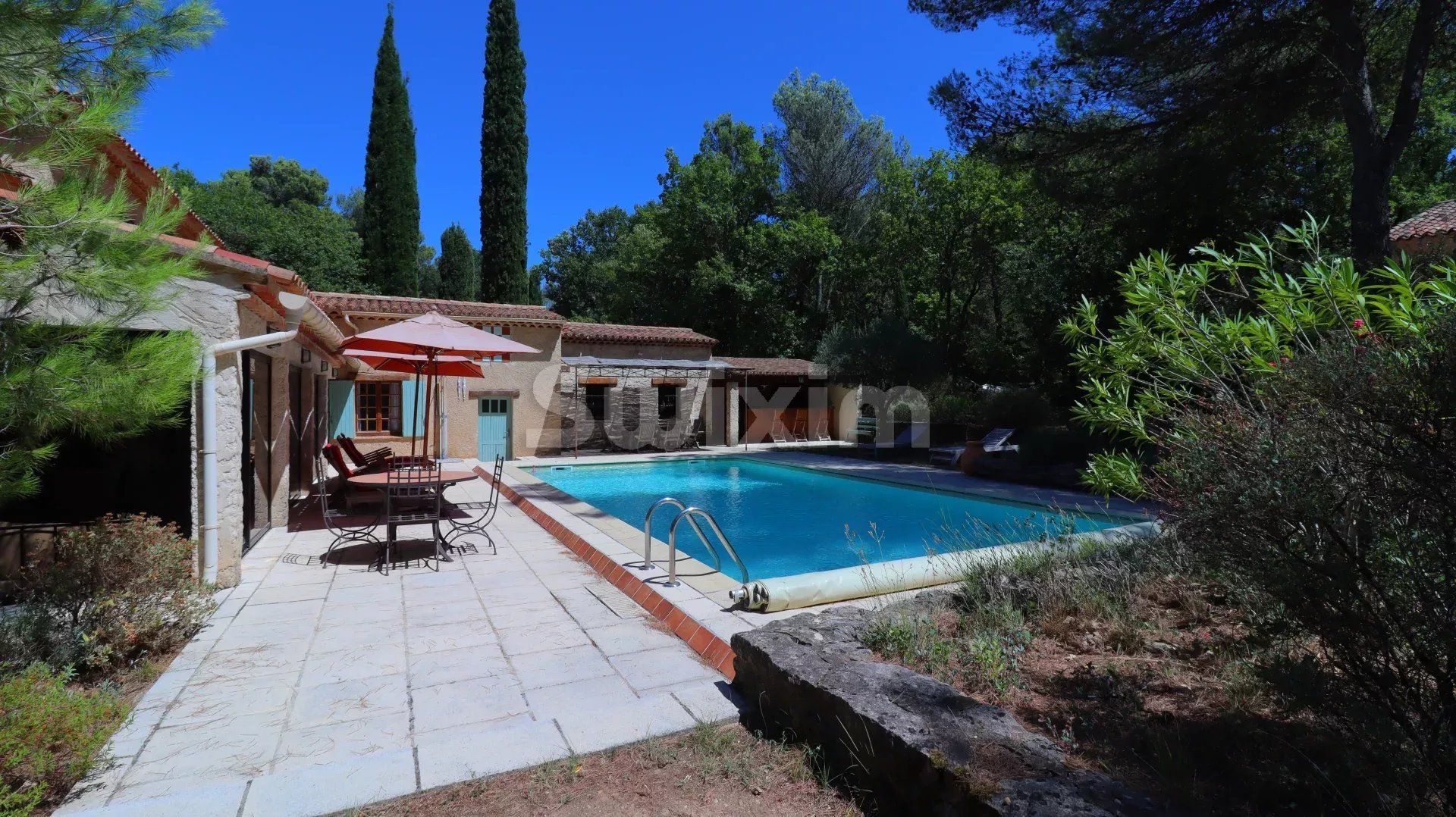 maison 7 Pièces en vente sur Ménerbes (84560)