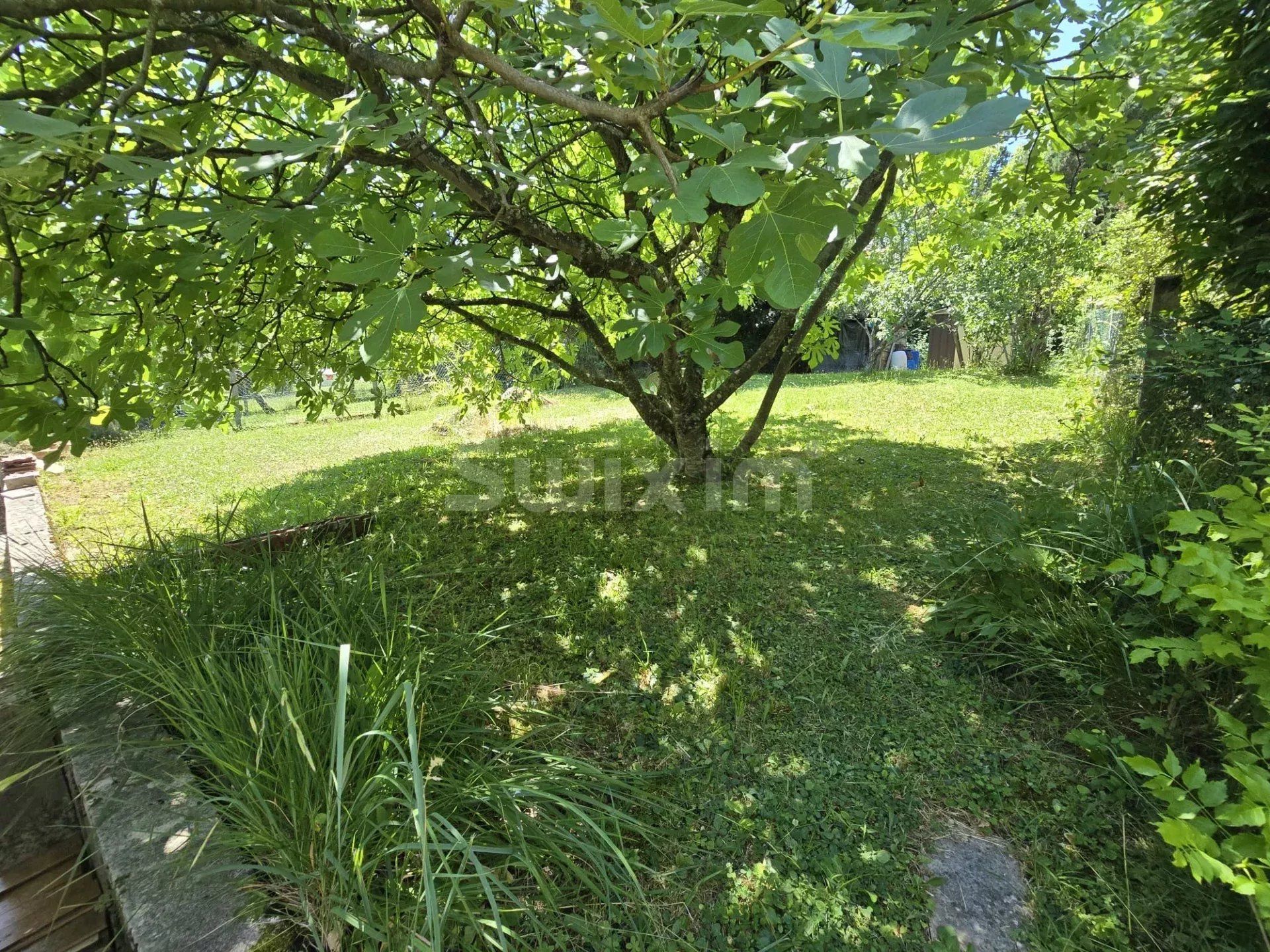 casa 4 Quartos para venda sobre Lons-le-Saunier (39000)