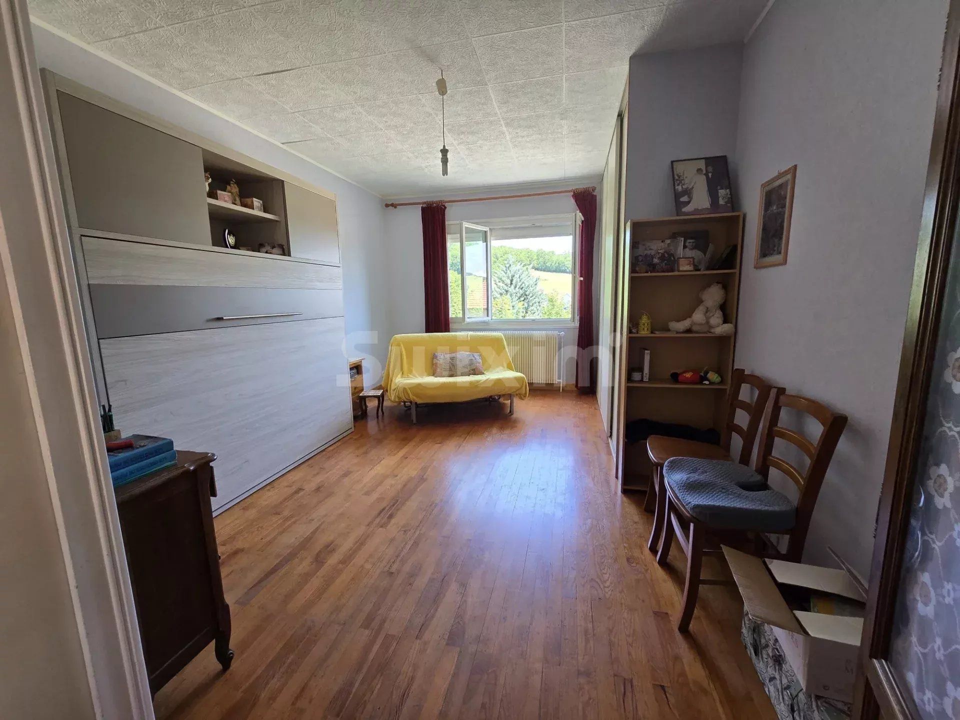 casa 4 Quartos para venda sobre Lons-le-Saunier (39000)