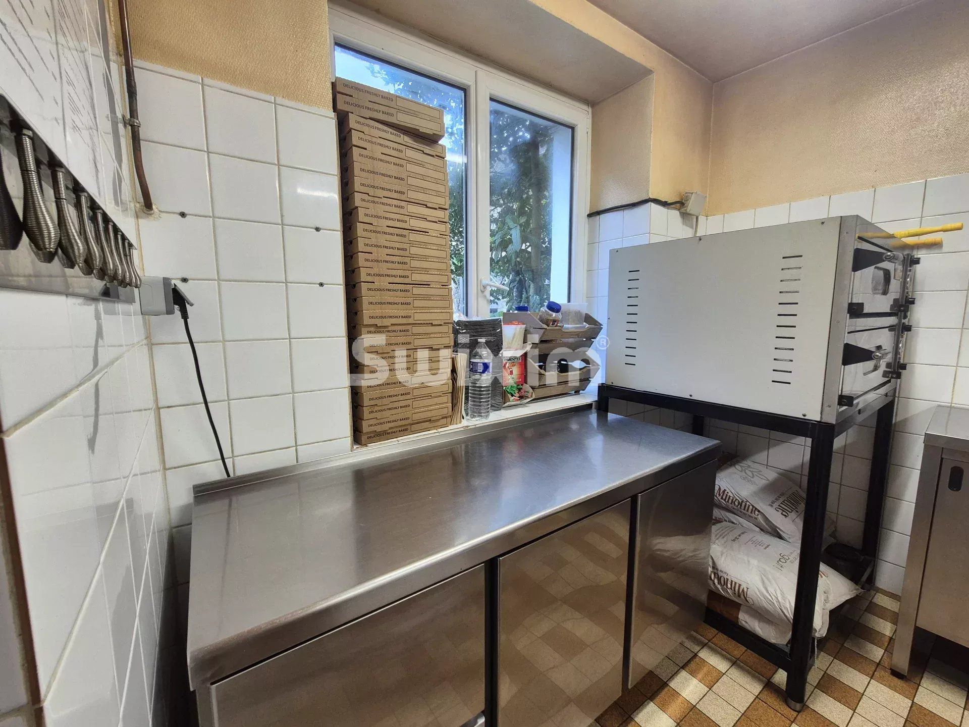 commerce 6 Pièces en vente sur Brassy (58140)