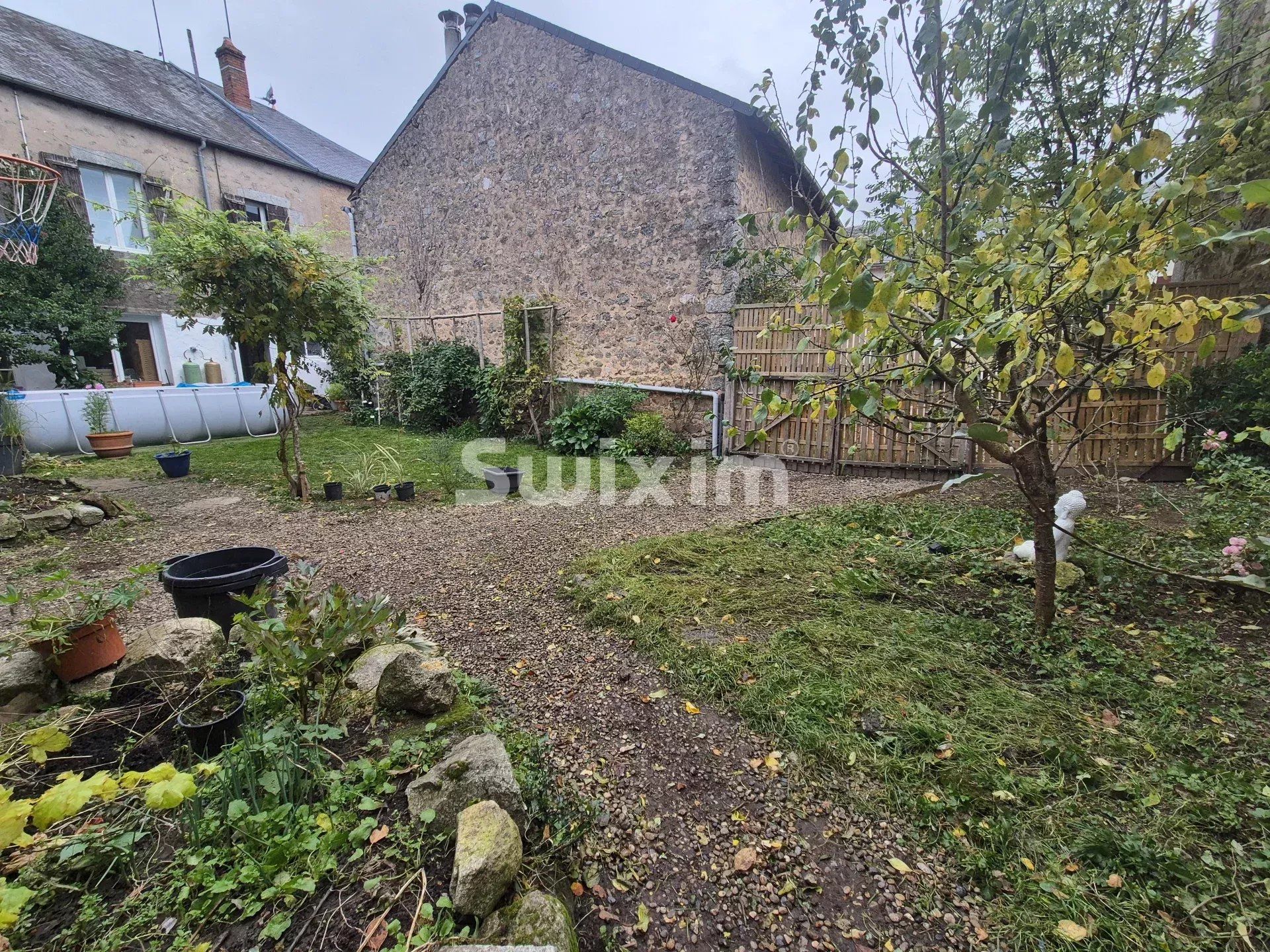 commerce 6 Pièces en vente sur Brassy (58140)