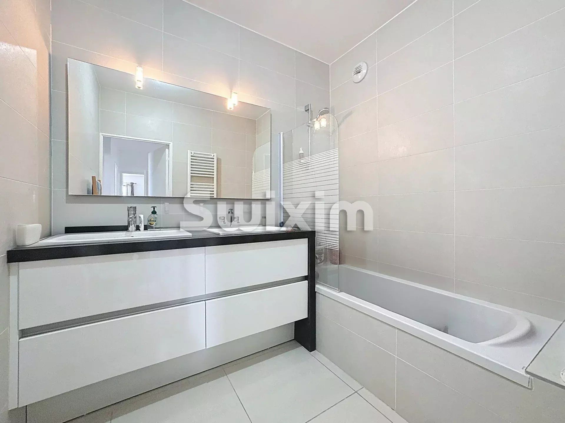 appartamento 3 Camere in vendita su Ferney-Voltaire (01210)