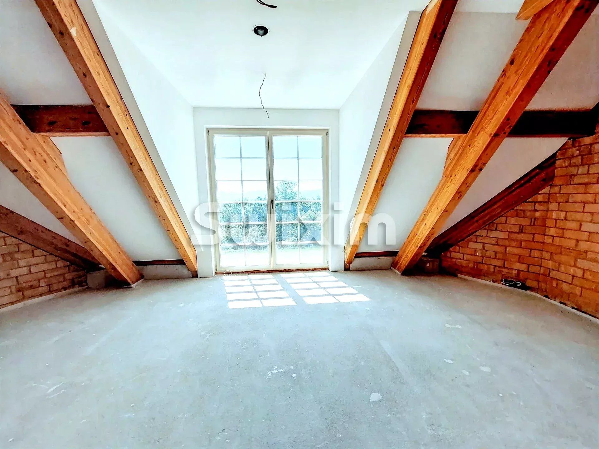 maison 15 Pièces en vente sur Échenevex (01170)