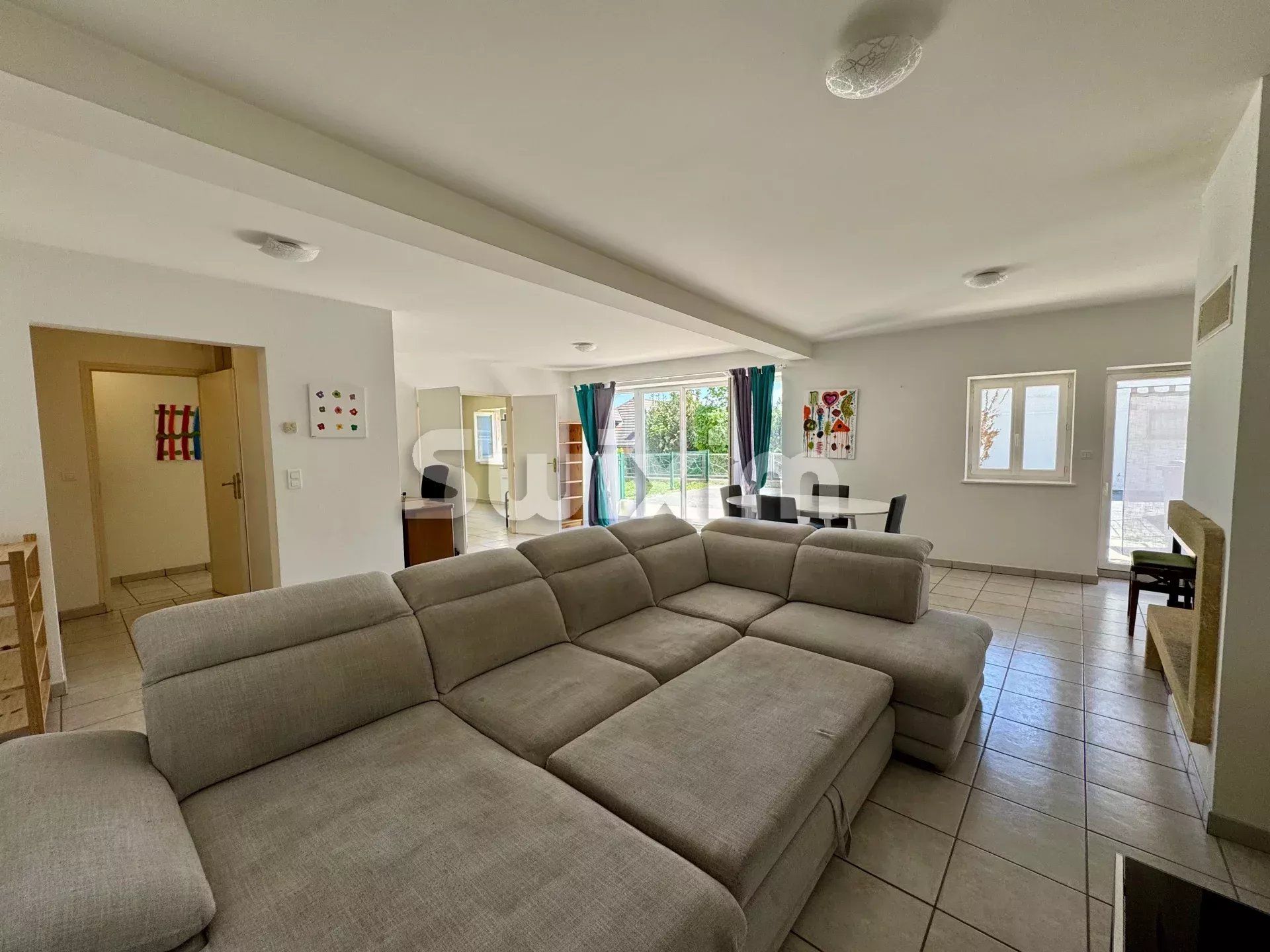 immeuble 16 Pièces en vente sur Challex (01630)