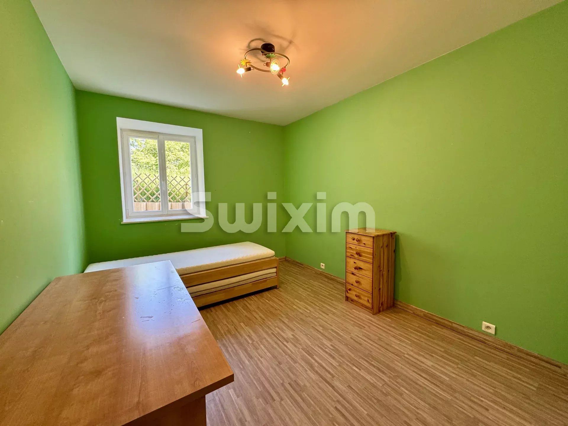 immeuble 16 Pièces en vente sur Challex (01630)