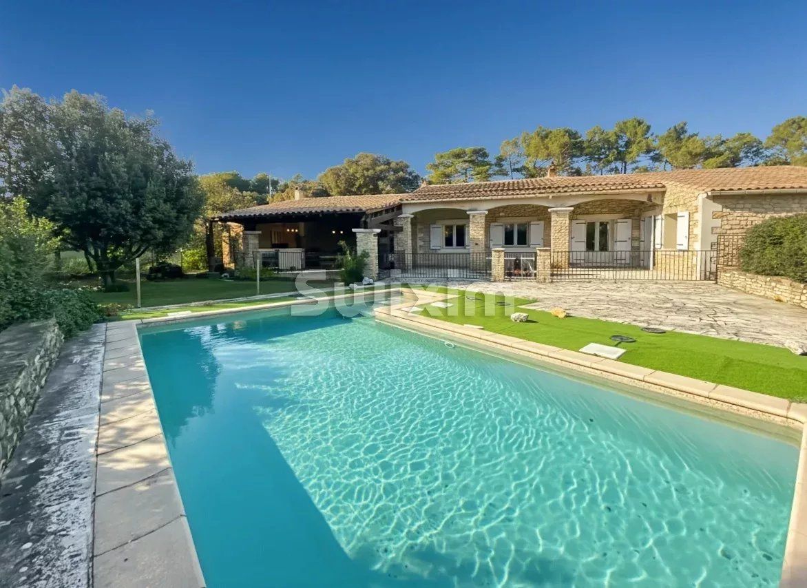 maison 6 Pièces en vente sur Mornas (84550)