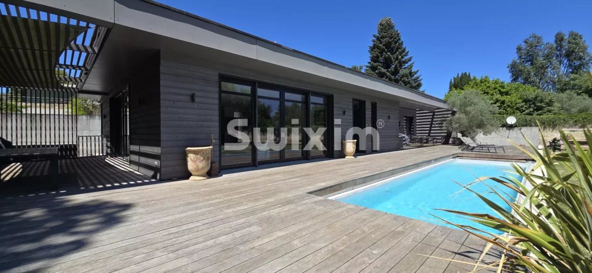 Vente Maison Grignan 5&nbsp;Pièces 220&nbsp;m²