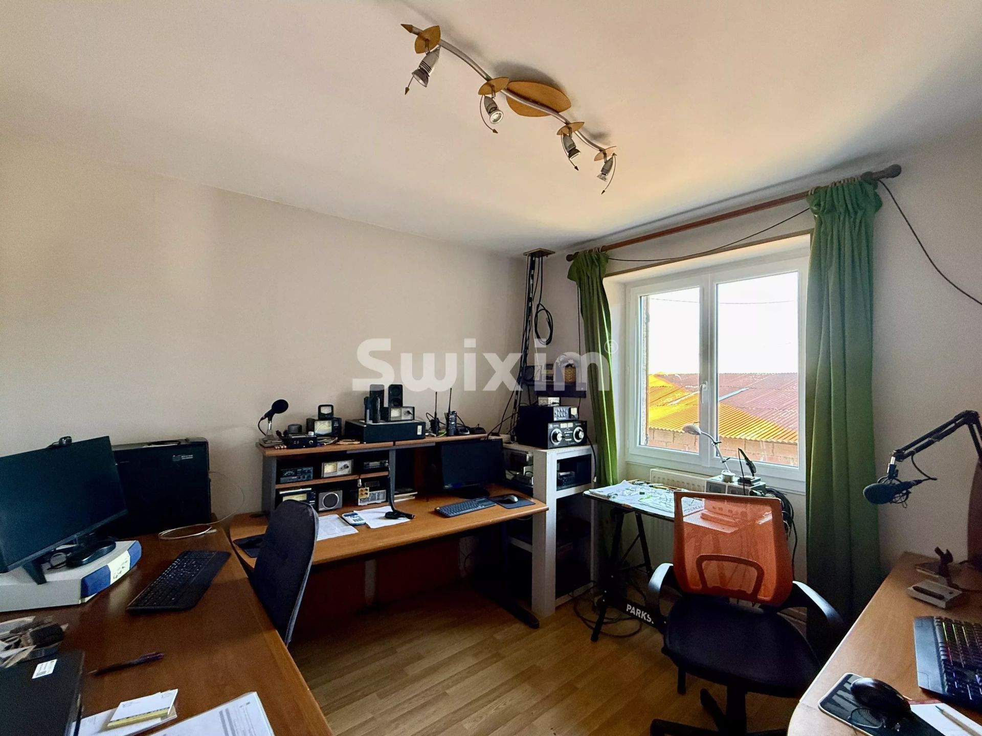 house 13 Rooms for sale on Magny (89200)