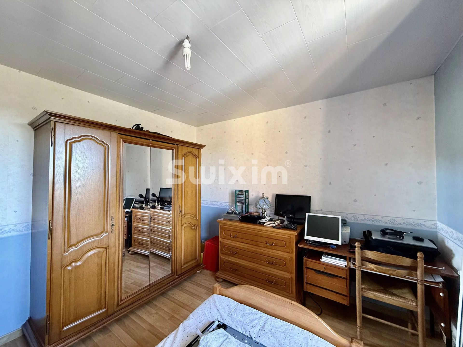 house 13 Rooms for sale on Magny (89200)