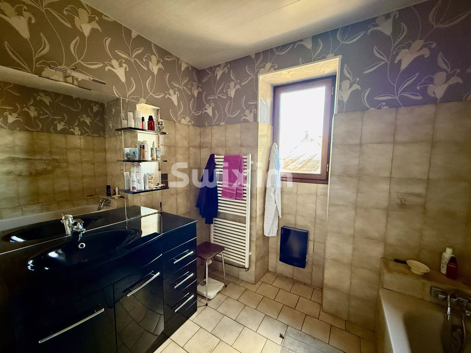 house 13 Rooms for sale on Magny (89200)