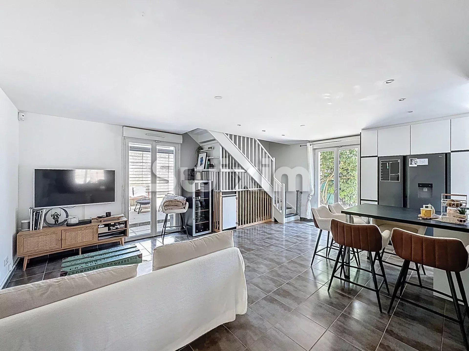 maison 4 Pièces en vente sur Saint-Jean-de-Gonville (01630)