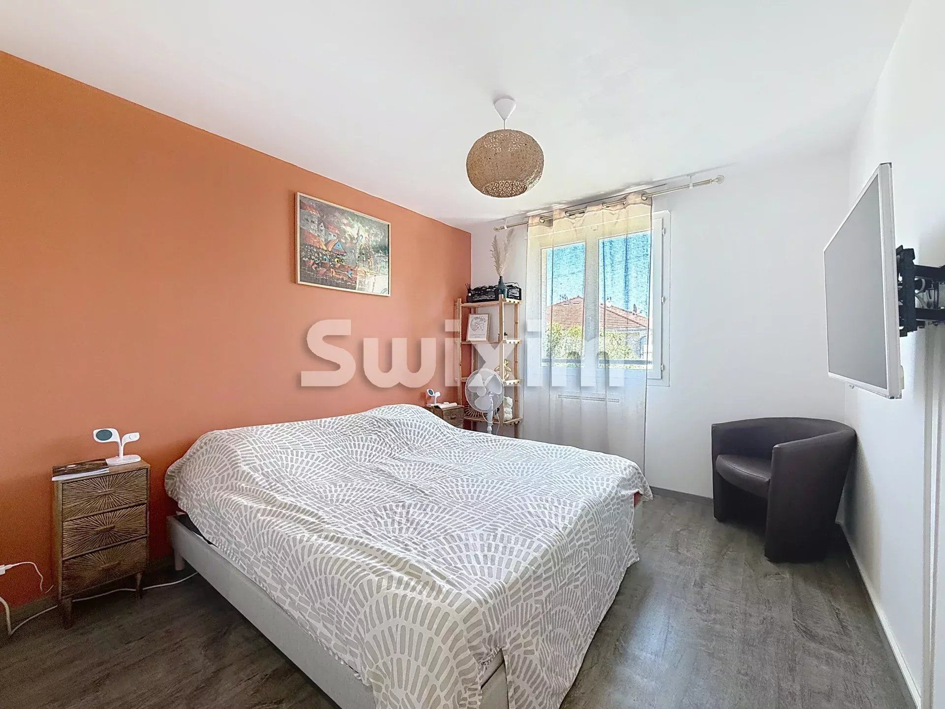 house 4 Rooms for sale on Saint-Jean-de-Gonville (01630)