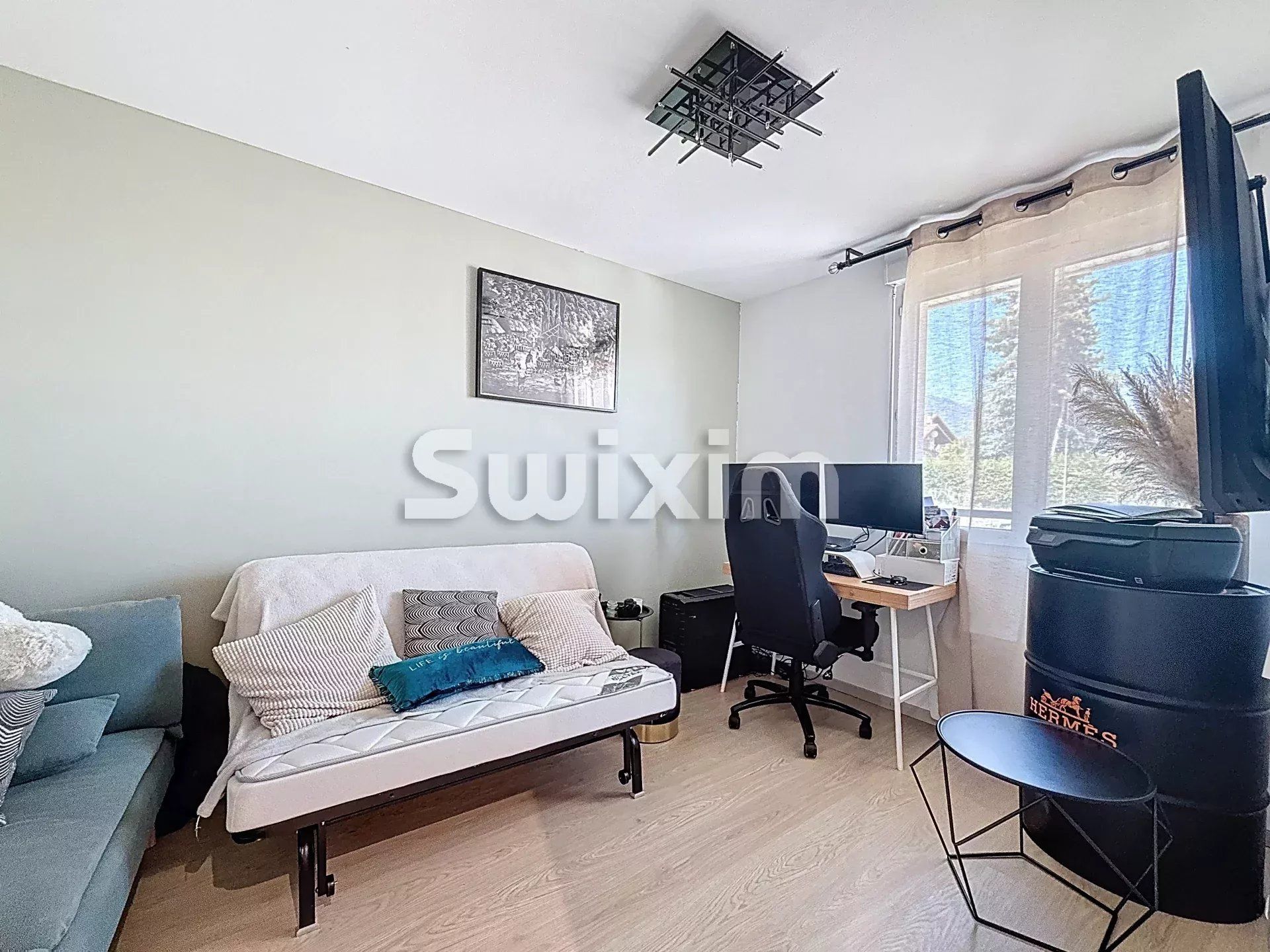 house 4 Rooms for sale on Saint-Jean-de-Gonville (01630)