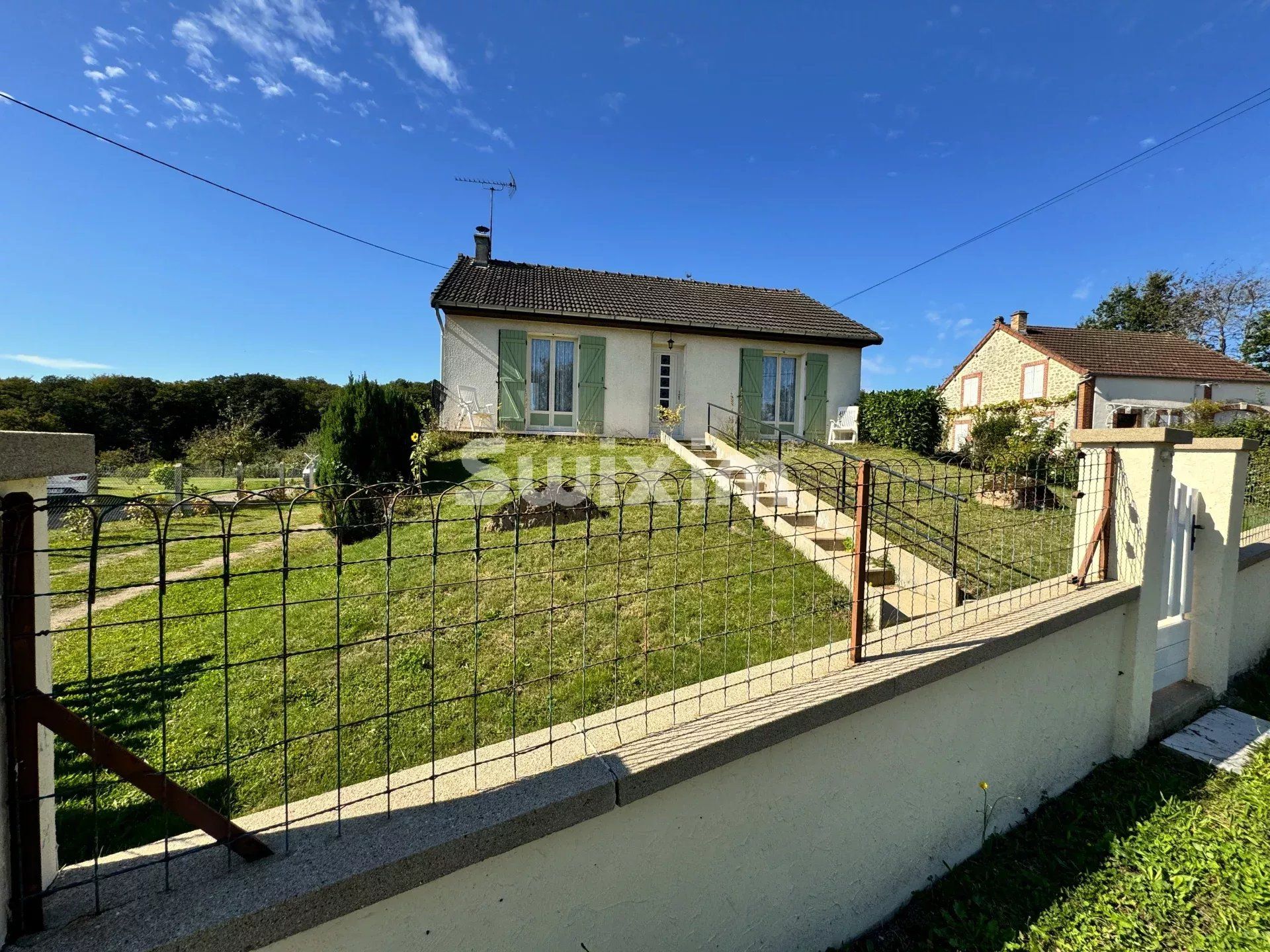 casa 4 Camere in vendita su Lormes (58140)