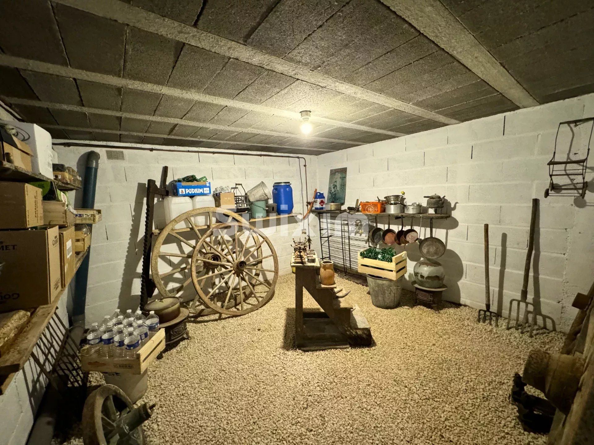 casa 4 Camere in vendita su Lormes (58140)