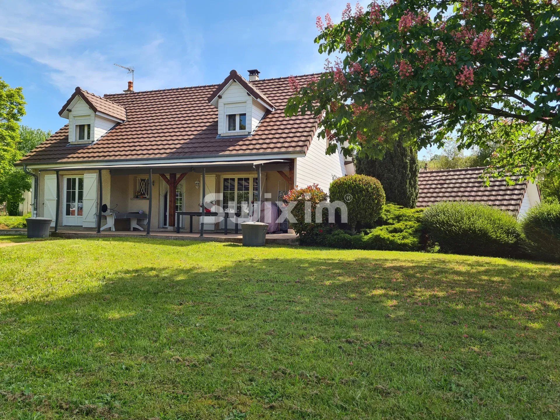Sale House Dole 9&nbsp;Rooms 125&nbsp;m²