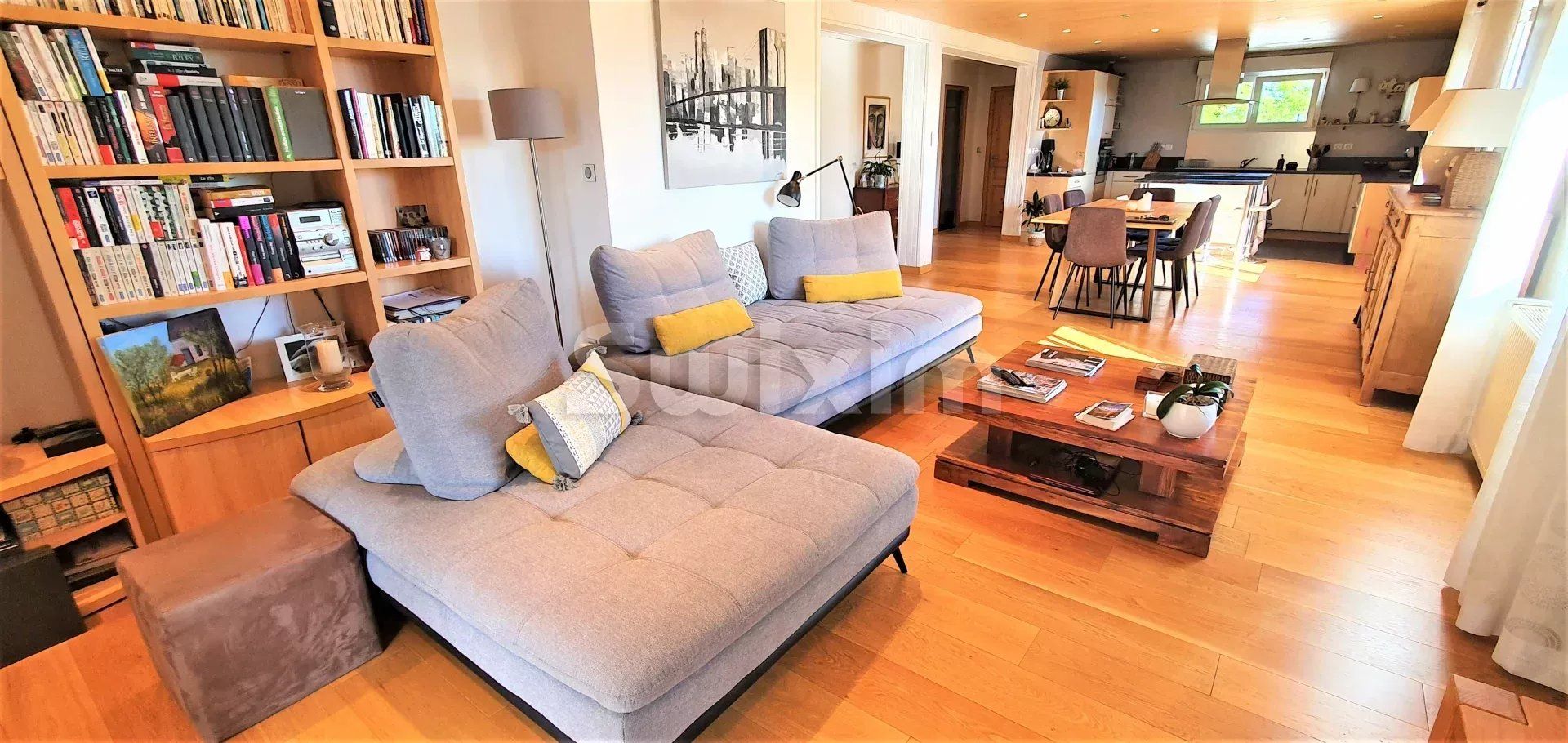 Venta Casa Besançon 7 Salas 160 m²