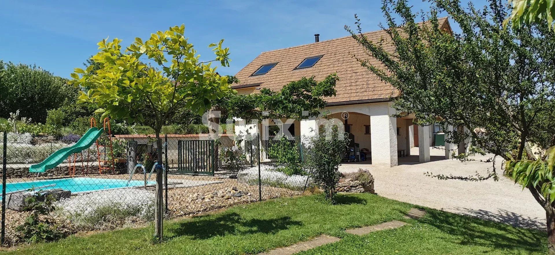 Venda Casa Malange 4&nbsp;Quartos 128&nbsp;m²