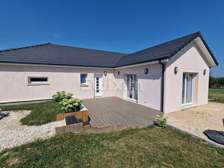 Vente Maison Ougney 4 Pièces 100 m²