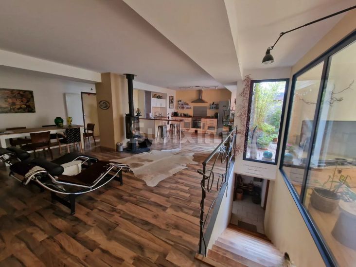 Vente Maison Dole 6 Pièces 220 m²
