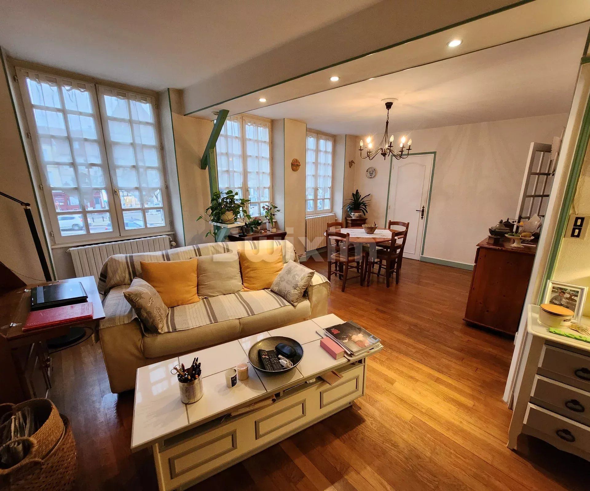 Vente Immeuble Poligny 5 Pièces 126.72 m²